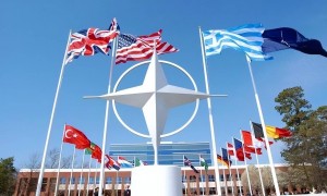 参加阅兵唯一北约国家领导人，和普京谈话后，对欧盟说了实话